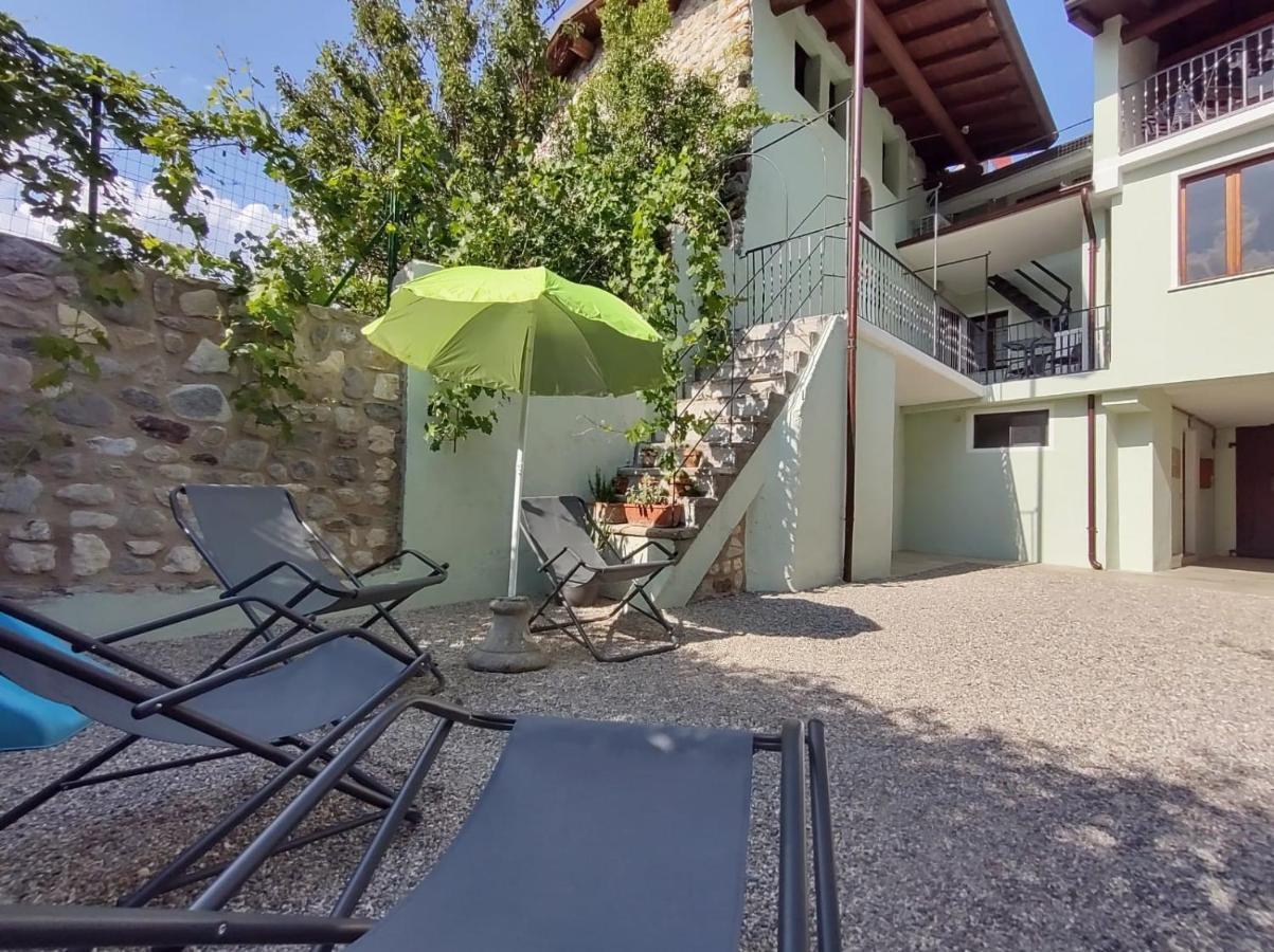Corte Vezzola Bilocale Emma Puegnago Eksteriør bilde